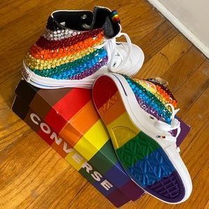 Converse sneakers (PRiDE colors)